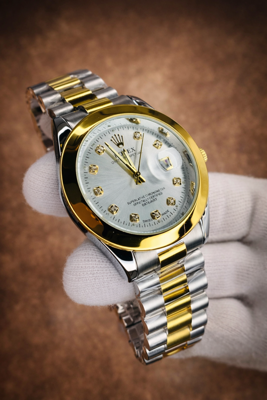 Two-Tone Luxury Date Watch – Silver & Gold
