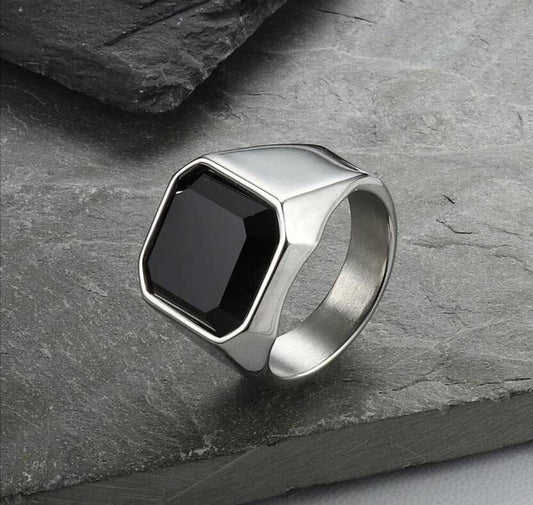 Vintage Black Square Ring